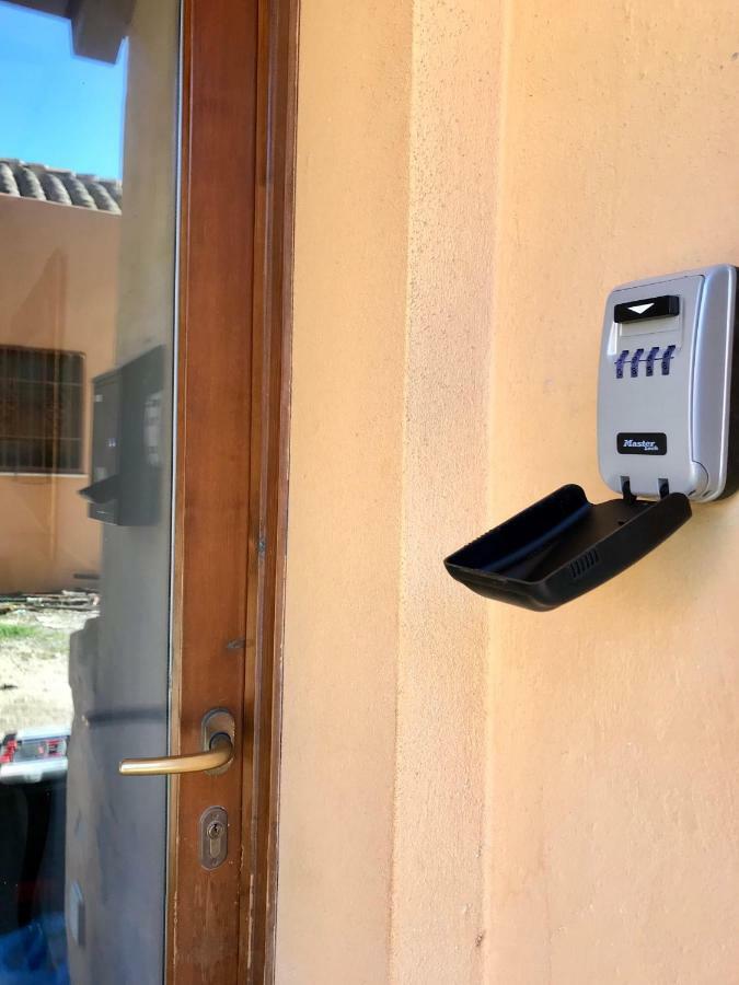 The Heart Of Cagliari, Cozy 2 Bedroom Apartment Exterior photo